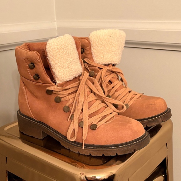 Signature by Sangria Shoes - Rampage Women's Lace-Up Tan Boots with Cream Accents